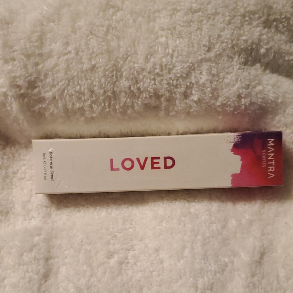 Brand new Mantra Scents “I Am Loved” Botanical Oil in original packaging